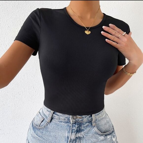 SHEIN Privé Black Tie Back Round Neck Rib Knit Crop top size Medium - Picture 5 of 9